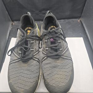 Adidas Men's Black and Gray Athletic Sneakers